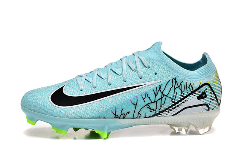 Nike Phantom FG Firm Ground Soccer Cleats