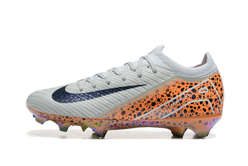 Nike Phantom FG Firm Ground Soccer Cleats