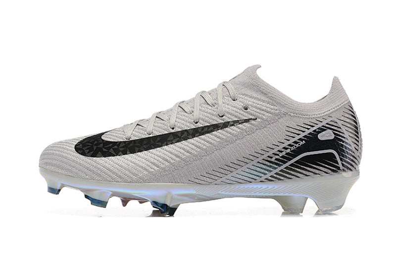 Nike Phantom FG Firm Ground Soccer Cleats