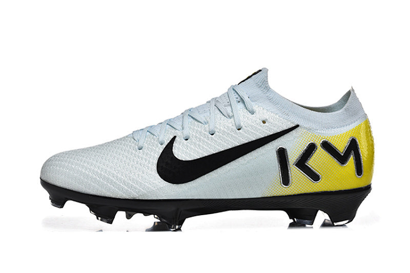 Nike Phantom FG Firm Ground Soccer Cleats