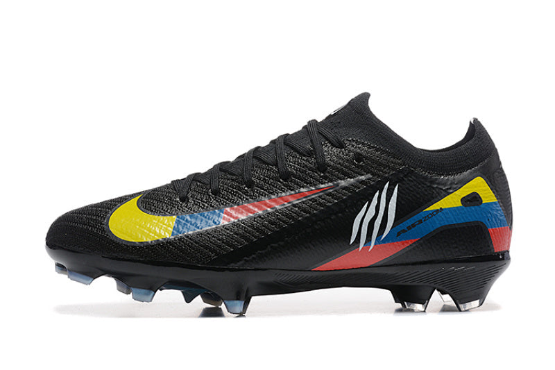 Nike Phantom FG Firm Ground Soccer Cleats
