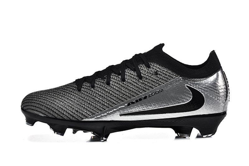 Nike Phantom FG Firm Ground Soccer Cleats