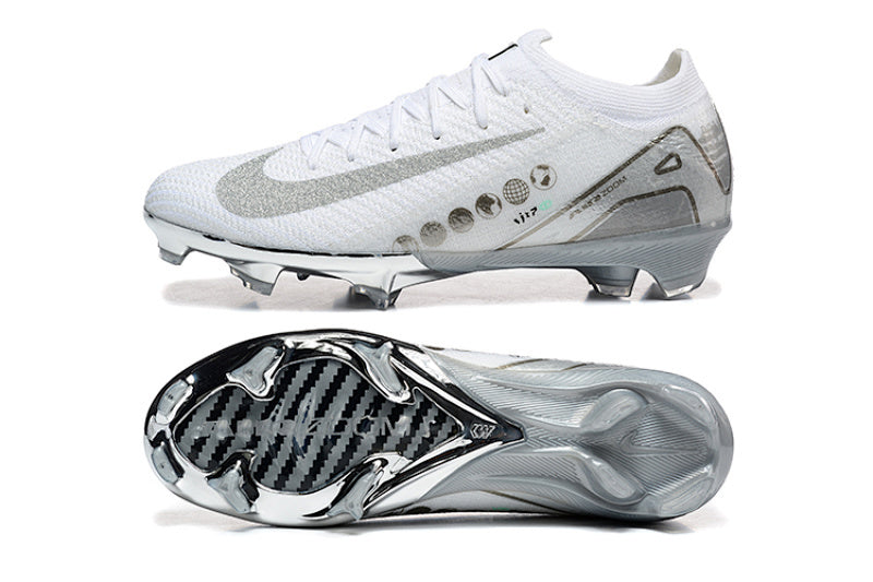 Nike Phantom FG Firm Ground Soccer Cleats