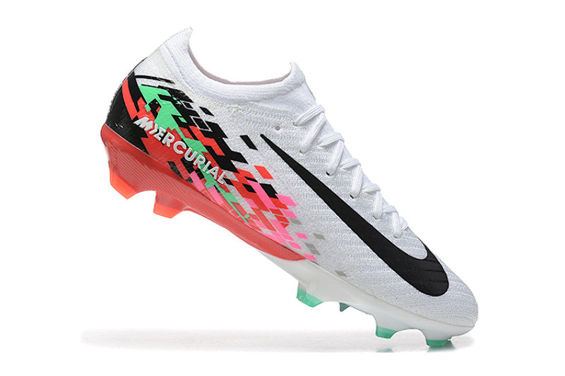 Nike Phantom FG Firm Ground Soccer Cleats