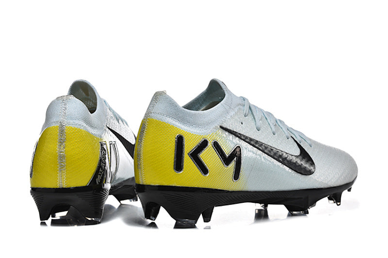 Nike Phantom FG Firm Ground Soccer Cleats