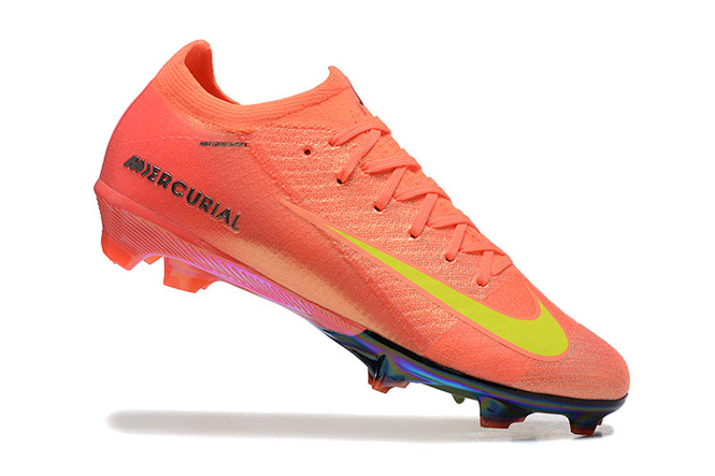 Nike Phantom FG Firm Ground Soccer Cleats