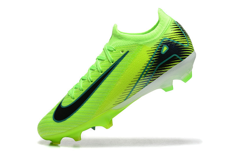 Nike Phantom FG Firm Ground Soccer Cleats