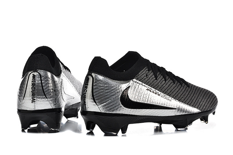Nike Phantom FG Firm Ground Soccer Cleats