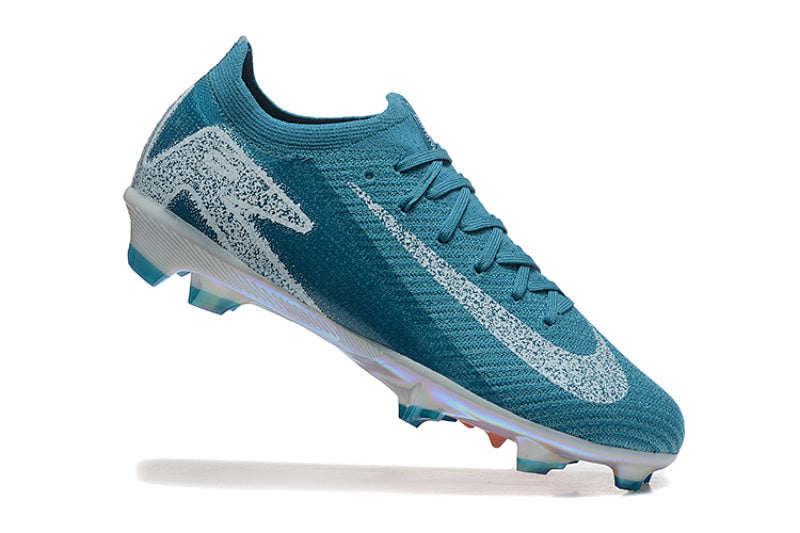 Nike Phantom FG Firm Ground Soccer Cleats