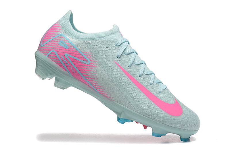 Nike Phantom FG Firm Ground Soccer Cleats