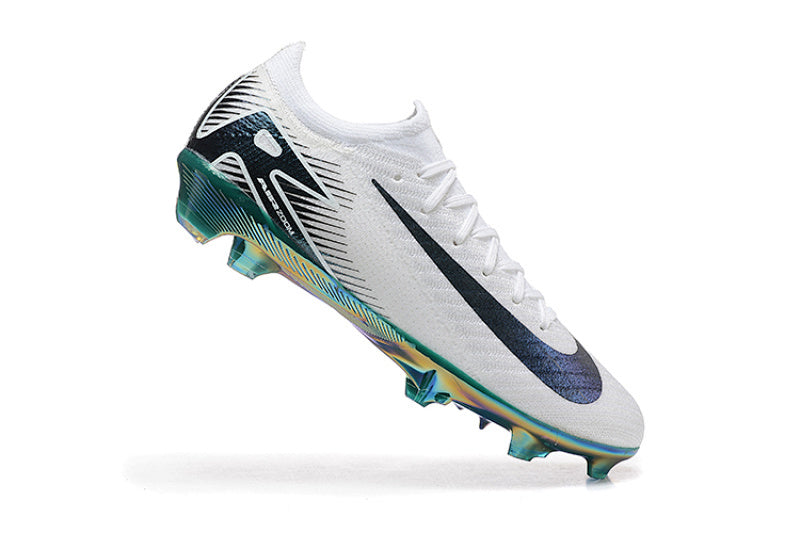 Nike Phantom FG Firm Ground Soccer Cleats