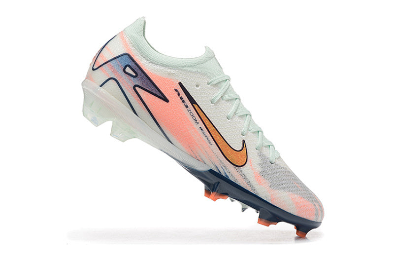 Nike Phantom FG Firm Ground Soccer Cleats