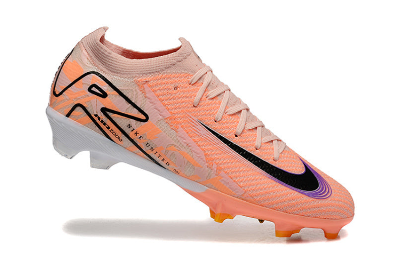Nike Phantom FG Firm Ground Soccer Cleats