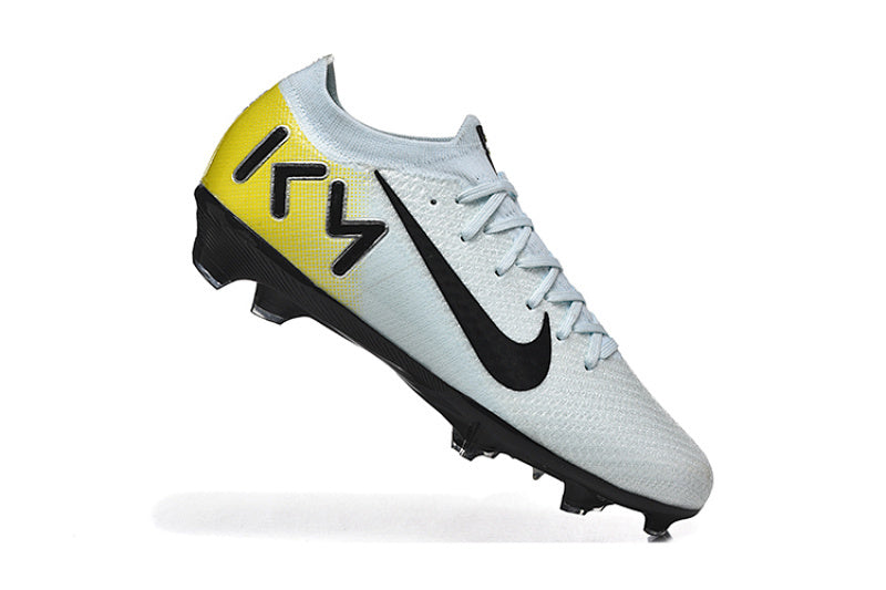 Nike Phantom FG Firm Ground Soccer Cleats