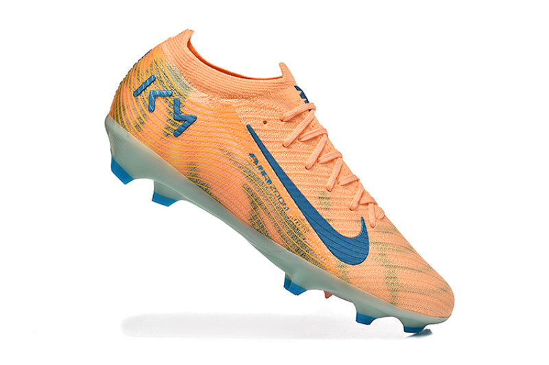 Nike Phantom FG Firm Ground Soccer Cleats