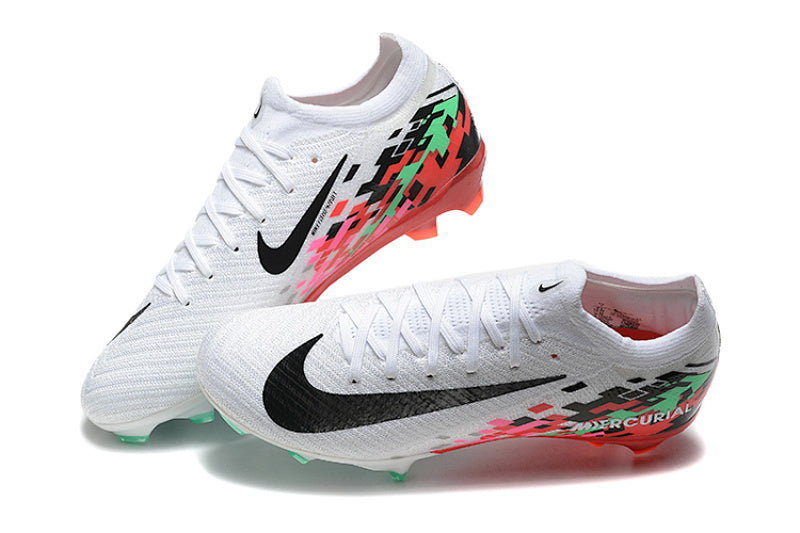 Nike Phantom FG Firm Ground Soccer Cleats