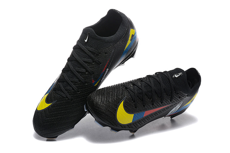 Nike Phantom FG Firm Ground Soccer Cleats