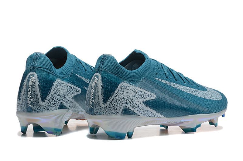 Nike Phantom FG Firm Ground Soccer Cleats
