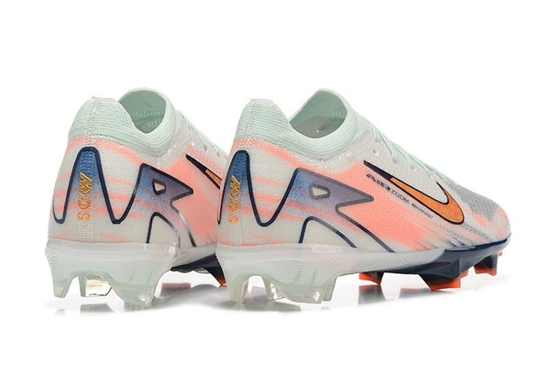 Nike Phantom FG Firm Ground Soccer Cleats