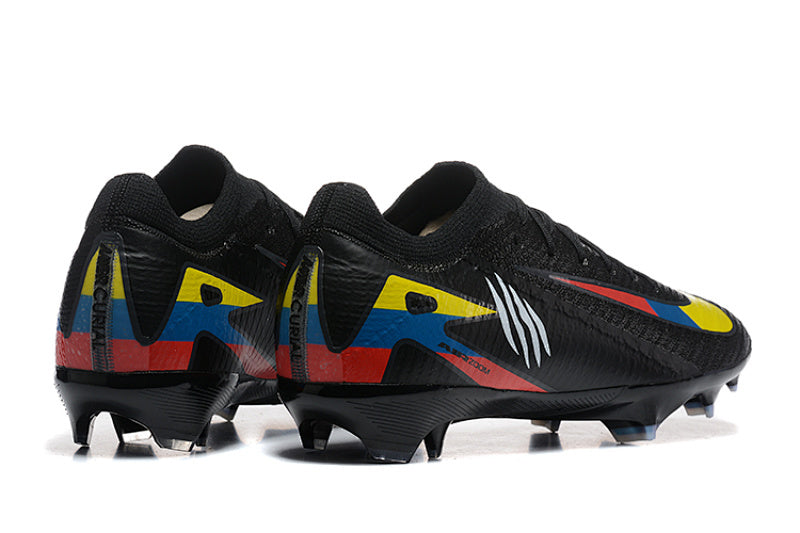 Nike Phantom FG Firm Ground Soccer Cleats
