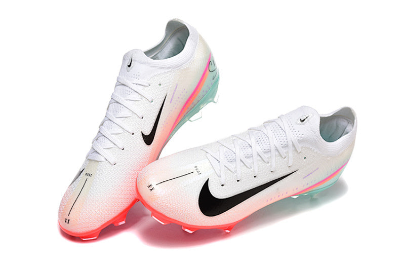 Nike Phantom FG Firm Ground Soccer Cleats