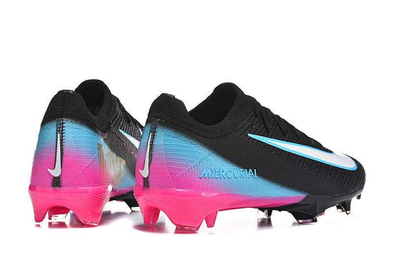 Nike Phantom FG Firm Ground Soccer Cleats
