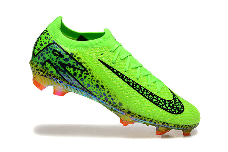 Nike Phantom FG Firm Ground Soccer Cleats