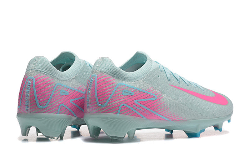 Nike Phantom FG Firm Ground Soccer Cleats