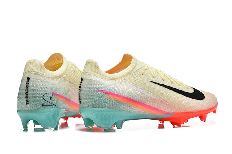 Nike Phantom FG Firm Ground Soccer Cleats