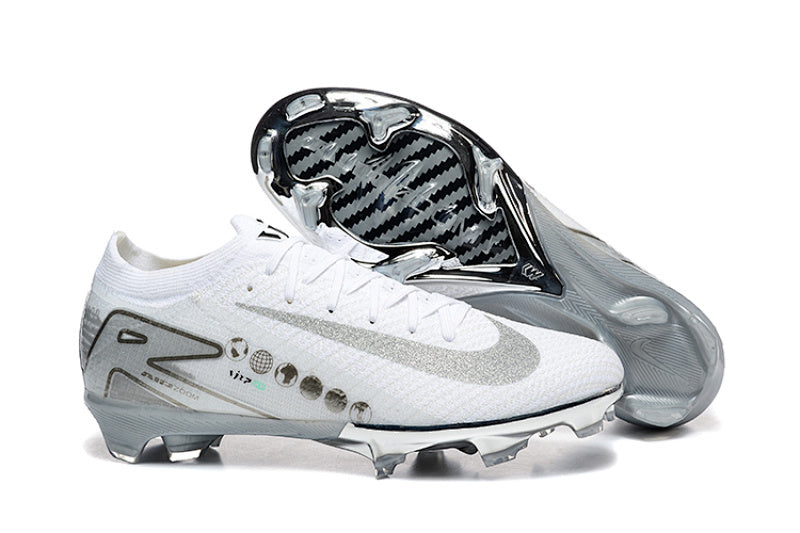 Nike Phantom FG Firm Ground Soccer Cleats