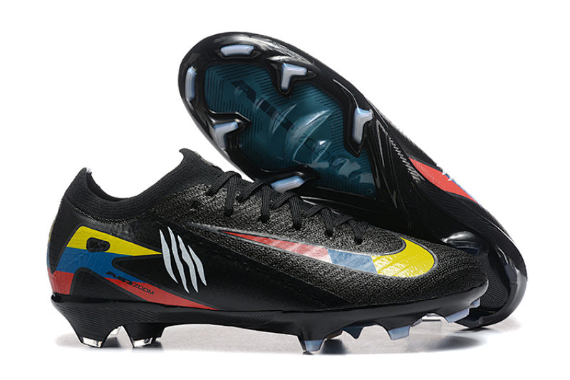 Nike Phantom FG Firm Ground Soccer Cleats