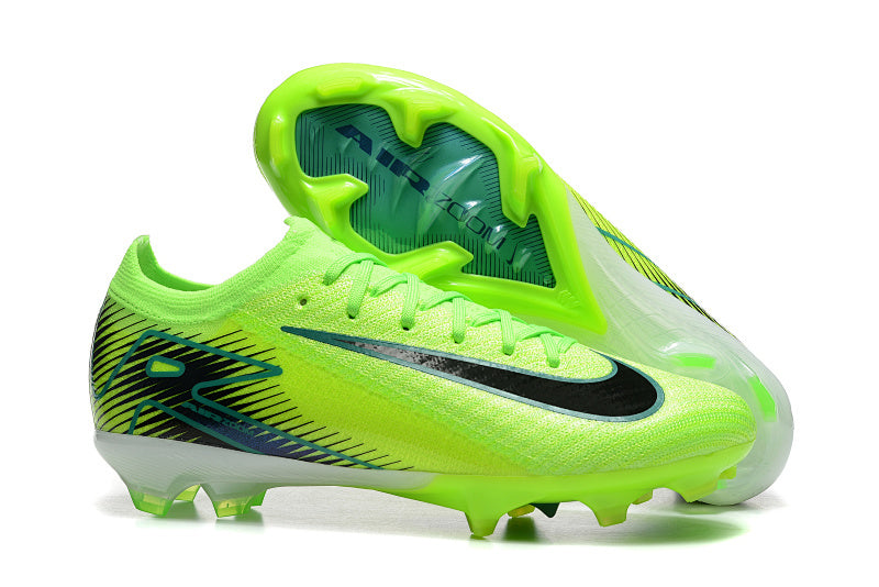 Nike Phantom FG Firm Ground Soccer Cleats