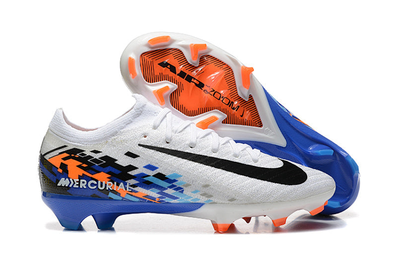 Nike Phantom FG Firm Ground Soccer Cleats