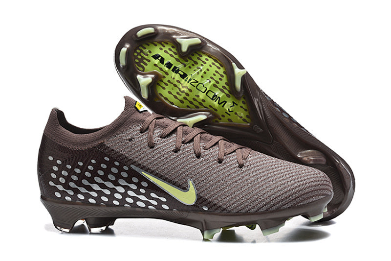Nike Phantom FG Firm Ground Soccer Cleats
