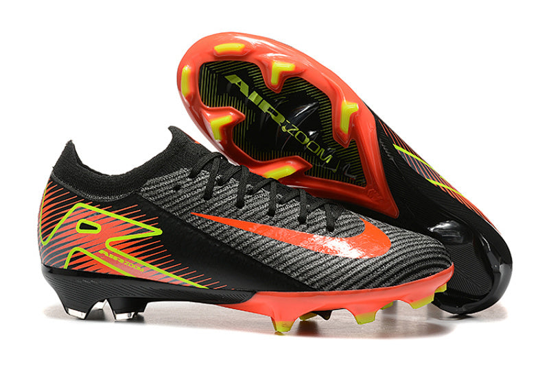 Nike Phantom FG Firm Ground Soccer Cleats