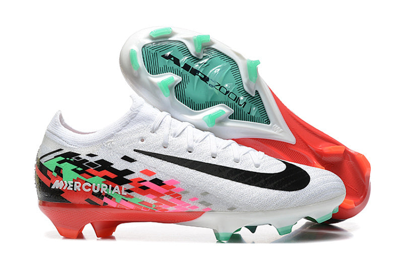 Nike Phantom FG Firm Ground Soccer Cleats