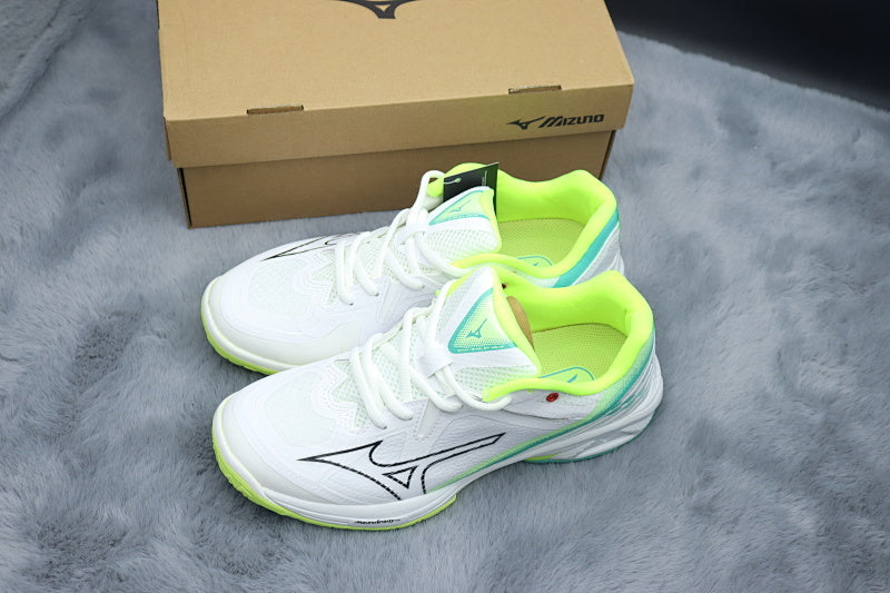 Mizuno Wave Claw 3 Badminton Shoes