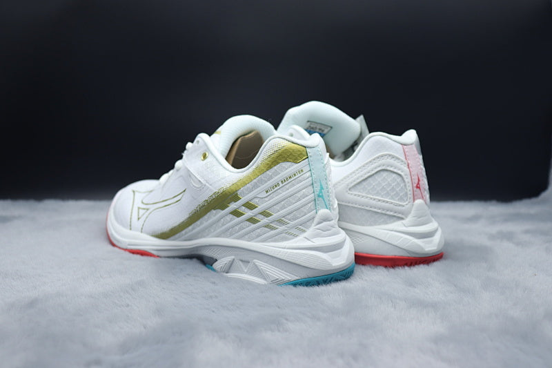 Mizuno Wave Claw 3 Badminton Shoes