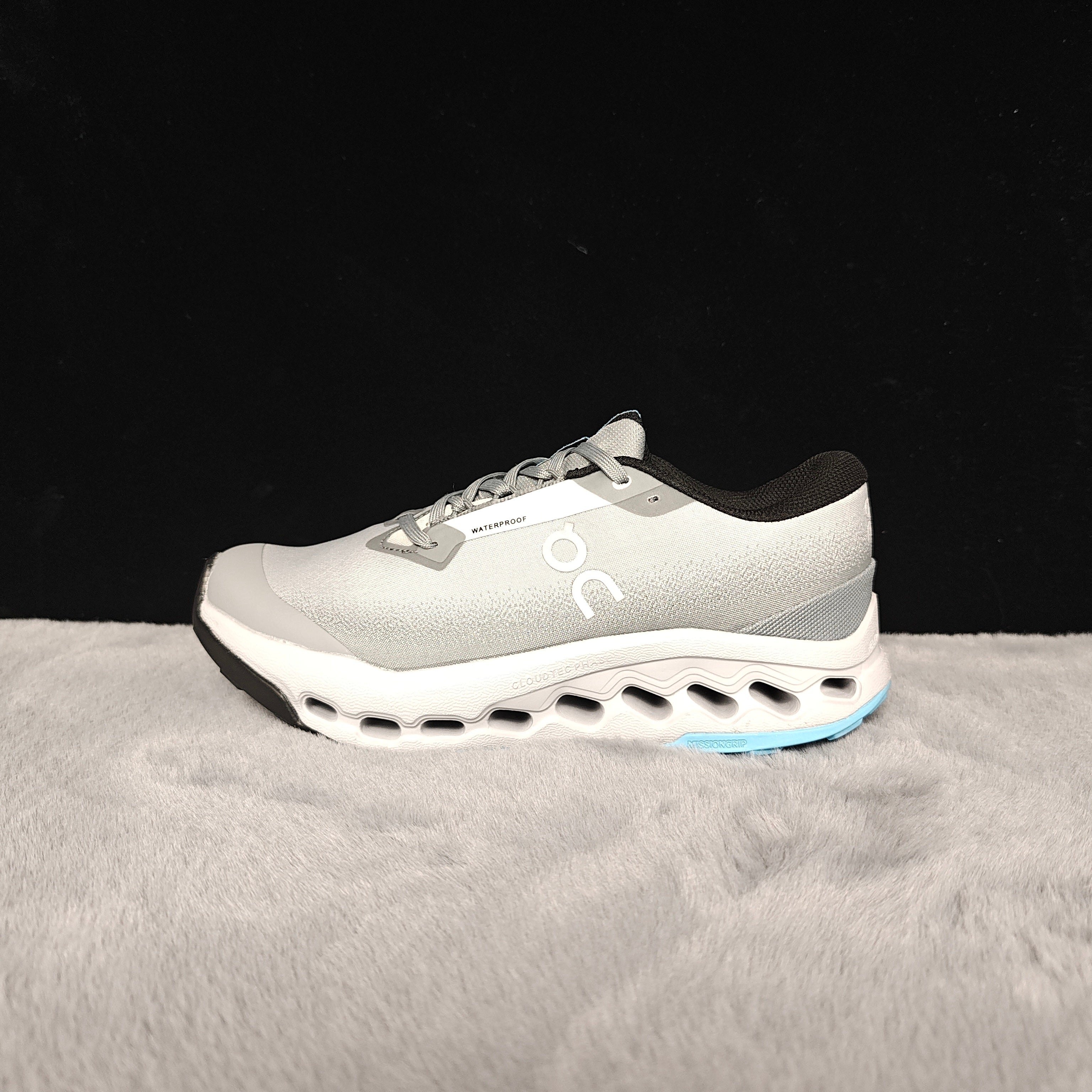ON Cloudsurfer Trail 2 | Lightweight Trail Running Shoes for All-Terrain