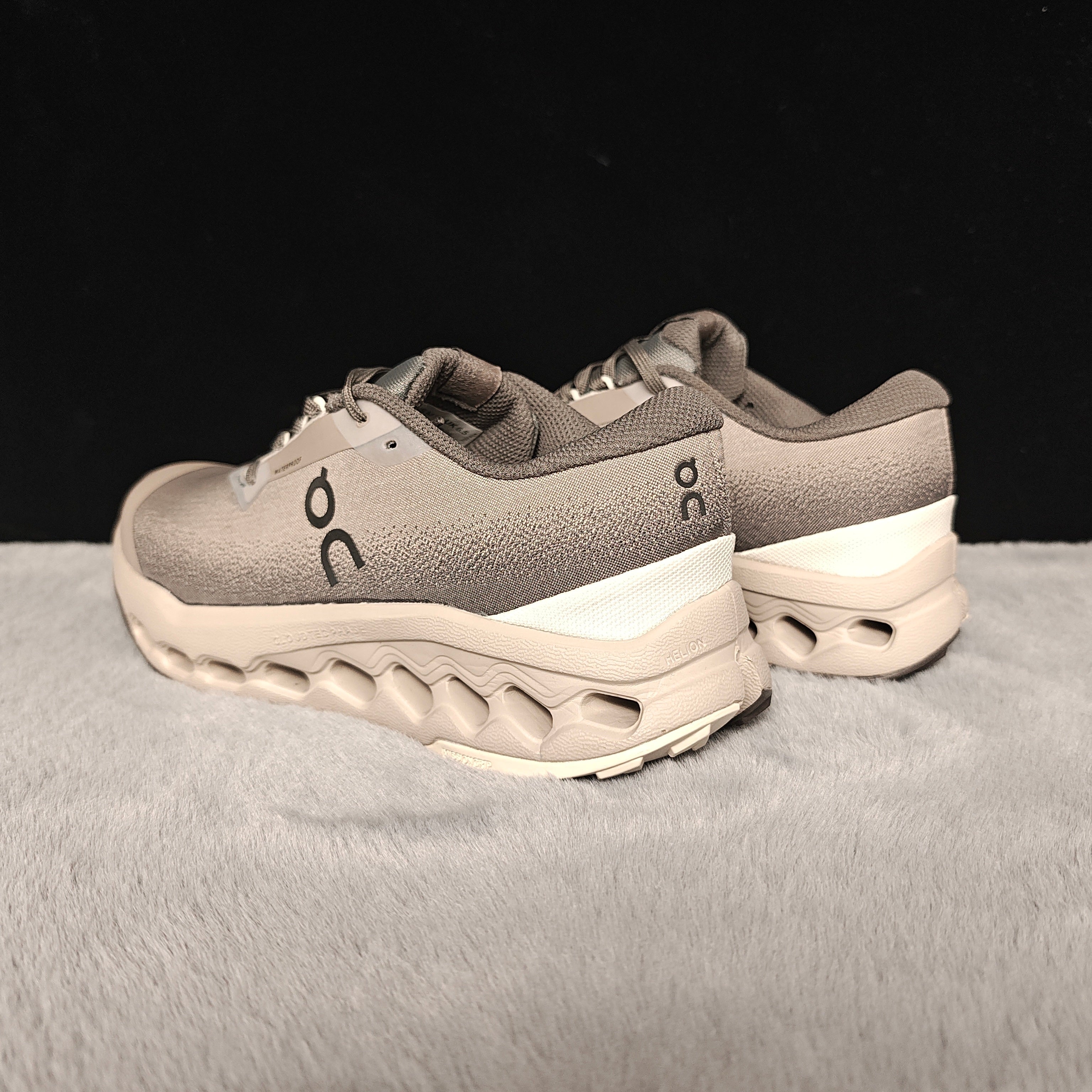 ON Cloudsurfer Trail 2 | Lightweight Trail Running Shoes for All-Terrain