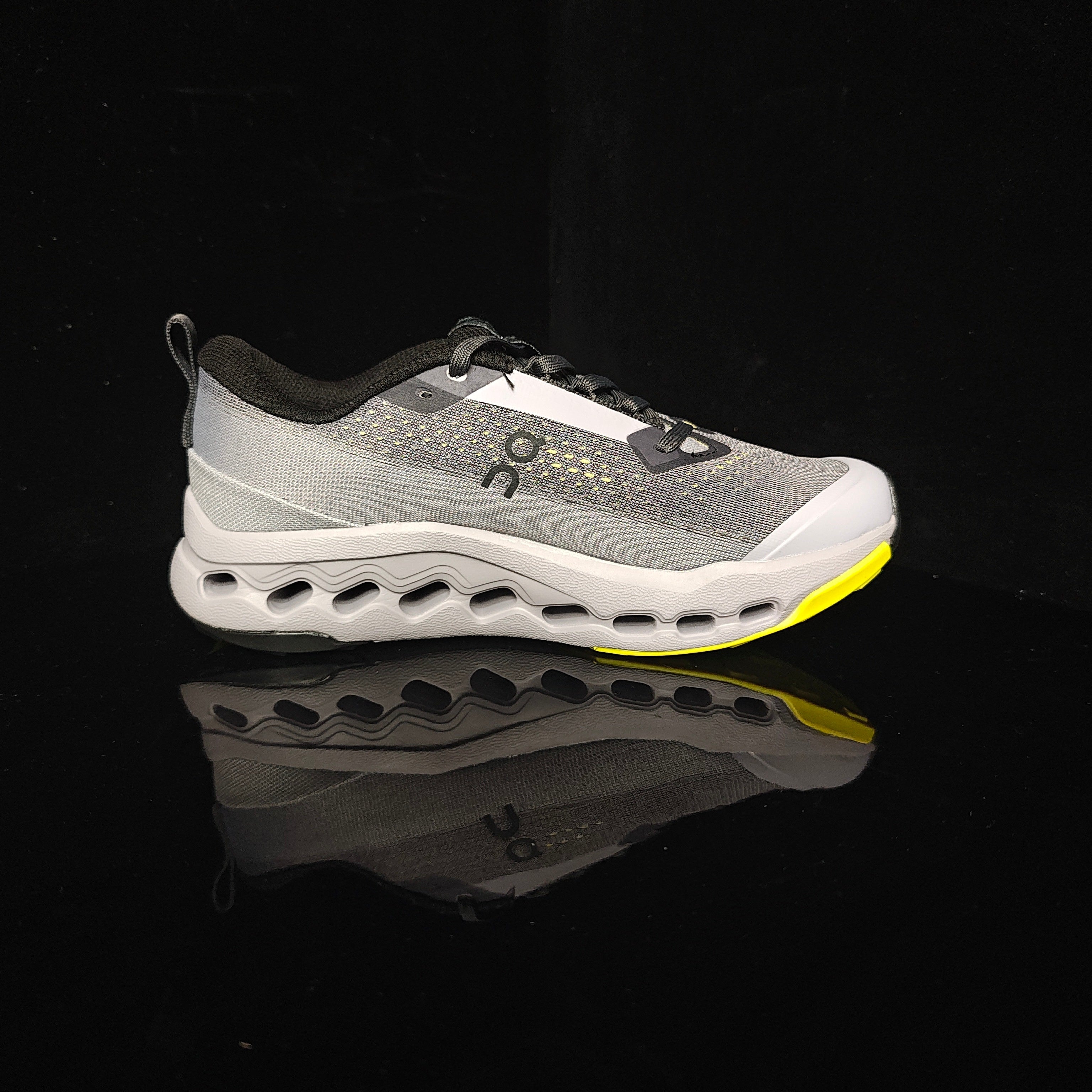 ON Cloudsurfer Trail 2 | Lightweight Trail Running Shoes for All-Terrain