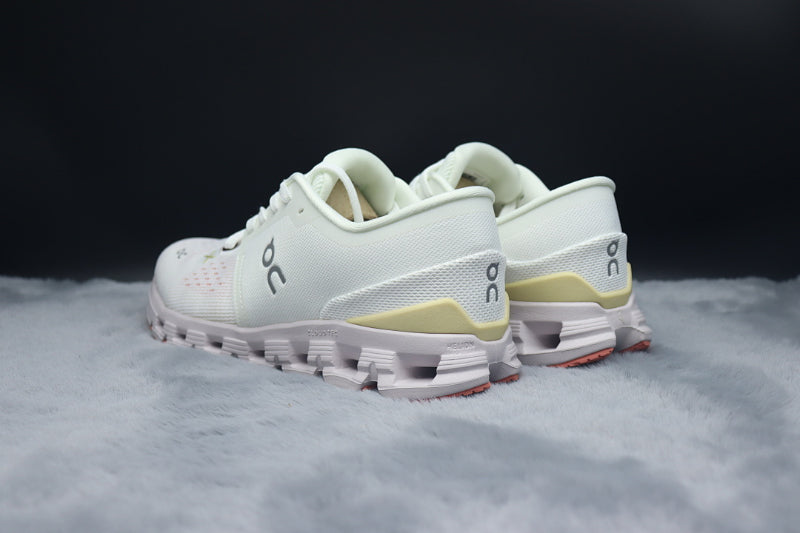 ON Cloud 4 | Lightweight Everyday Running Shoes