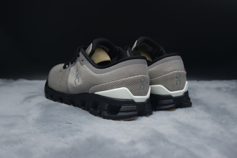 ON Cloud 4 | Lightweight Everyday Running Shoes