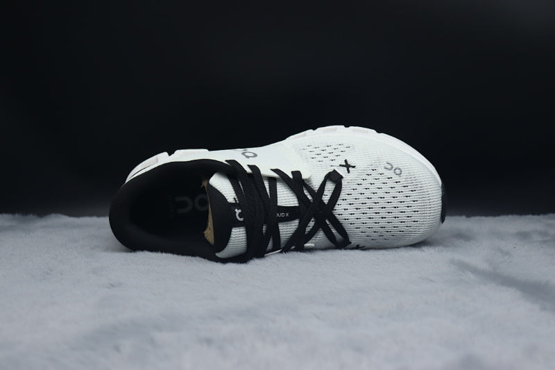 ON Cloud 4 | Lightweight Everyday Running Shoes