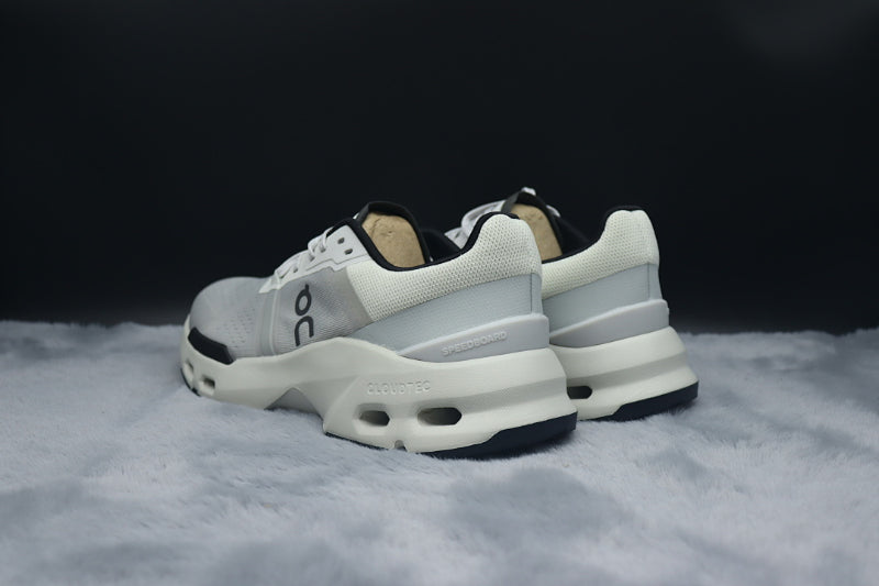 ON Cloudpulse | Retro-Inspired Lifestyle Sneakers