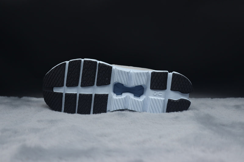 ON Cloud 4 | Lightweight Everyday Running Shoes