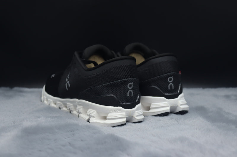 ON Cloud 4 | Lightweight Everyday Running Shoes