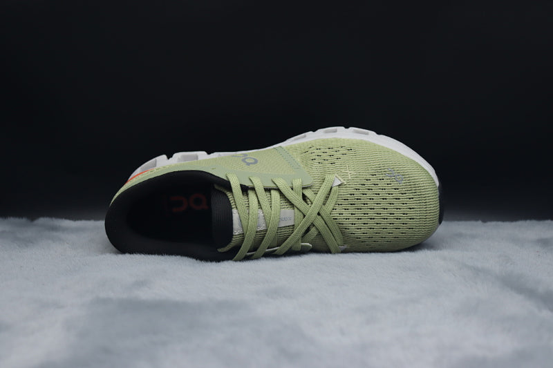 ON Cloud 4 | Lightweight Everyday Running Shoes