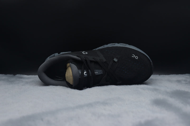 ON Cloud 4 | Lightweight Everyday Running Shoes
