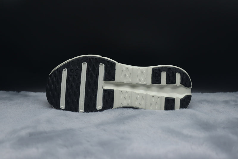 ON Cloudtilt – Tilted Sole Lifestyle Sneakers